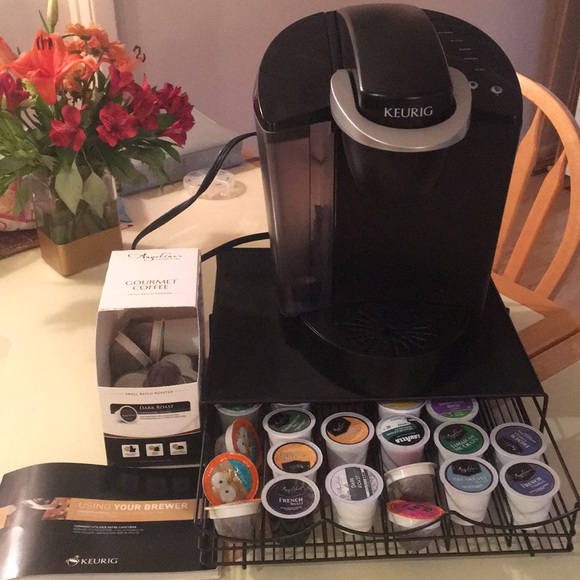 Keurig Other - KEURIG Model B40 used great condition with extras